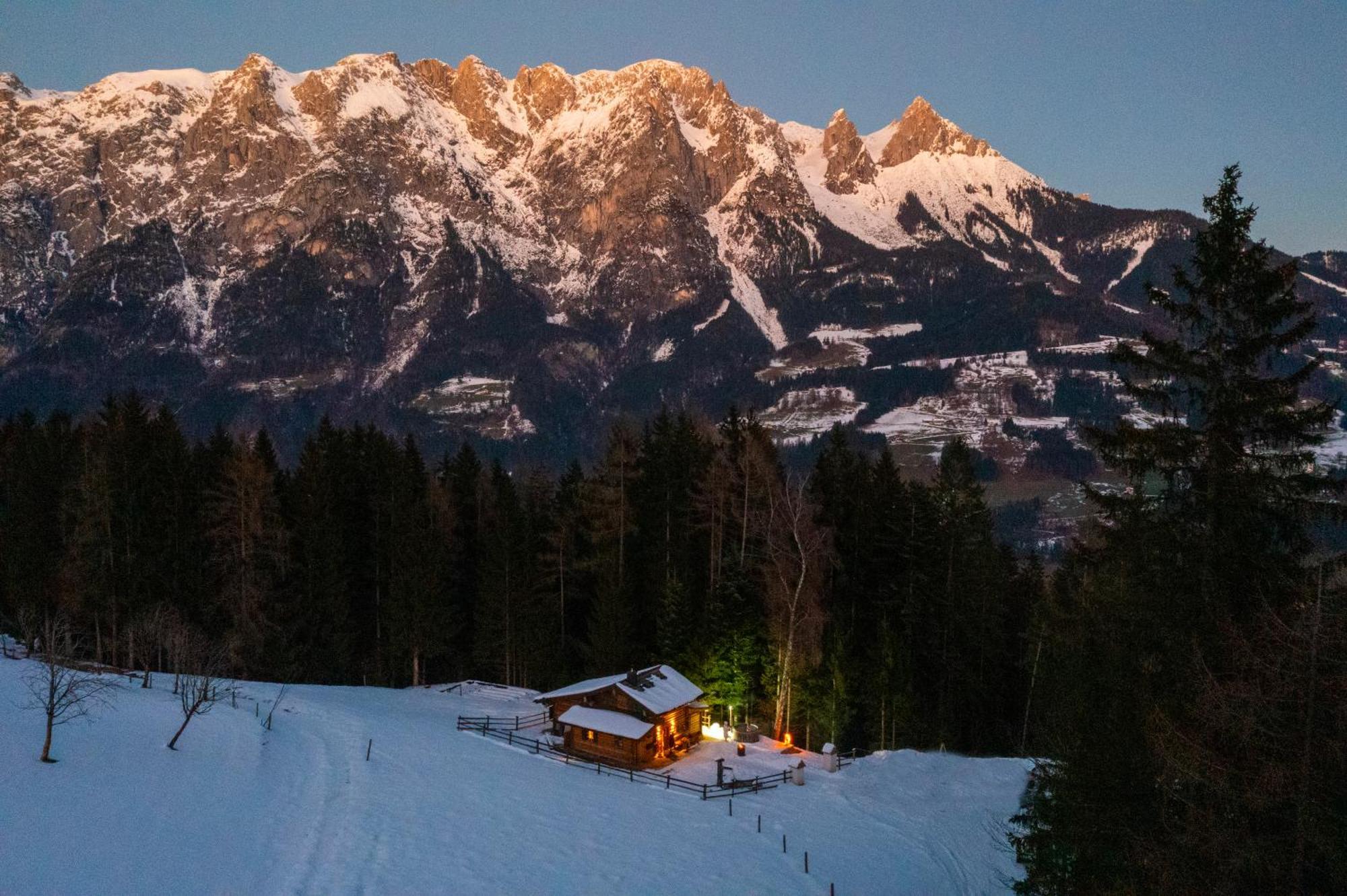 Almfrieden Villa Werfen Kültér fotó